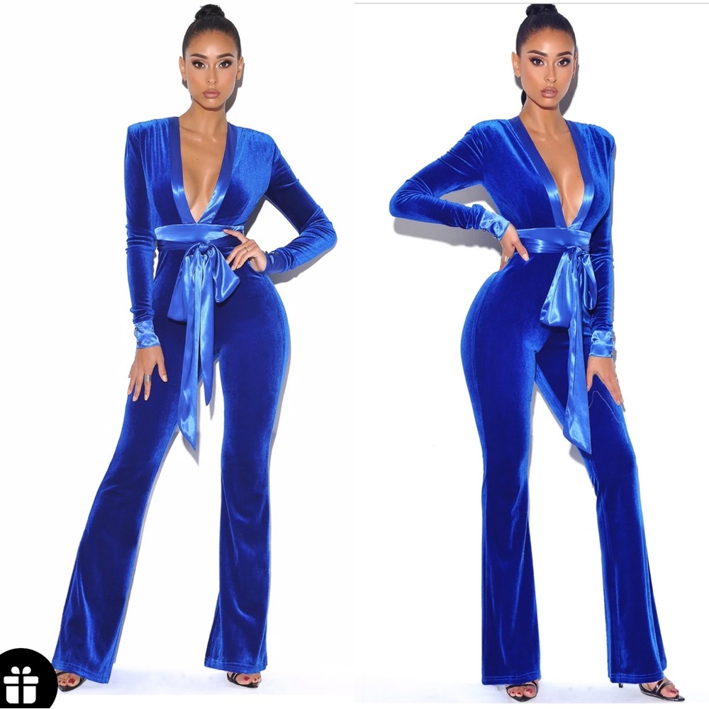 MISS CIRCLE  Royal Blue Long Sleeve Velvet Jumpsuit XS